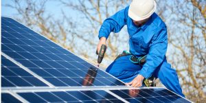 Installation Maintenance Panneaux Solaires Photovoltaïques à Trigance